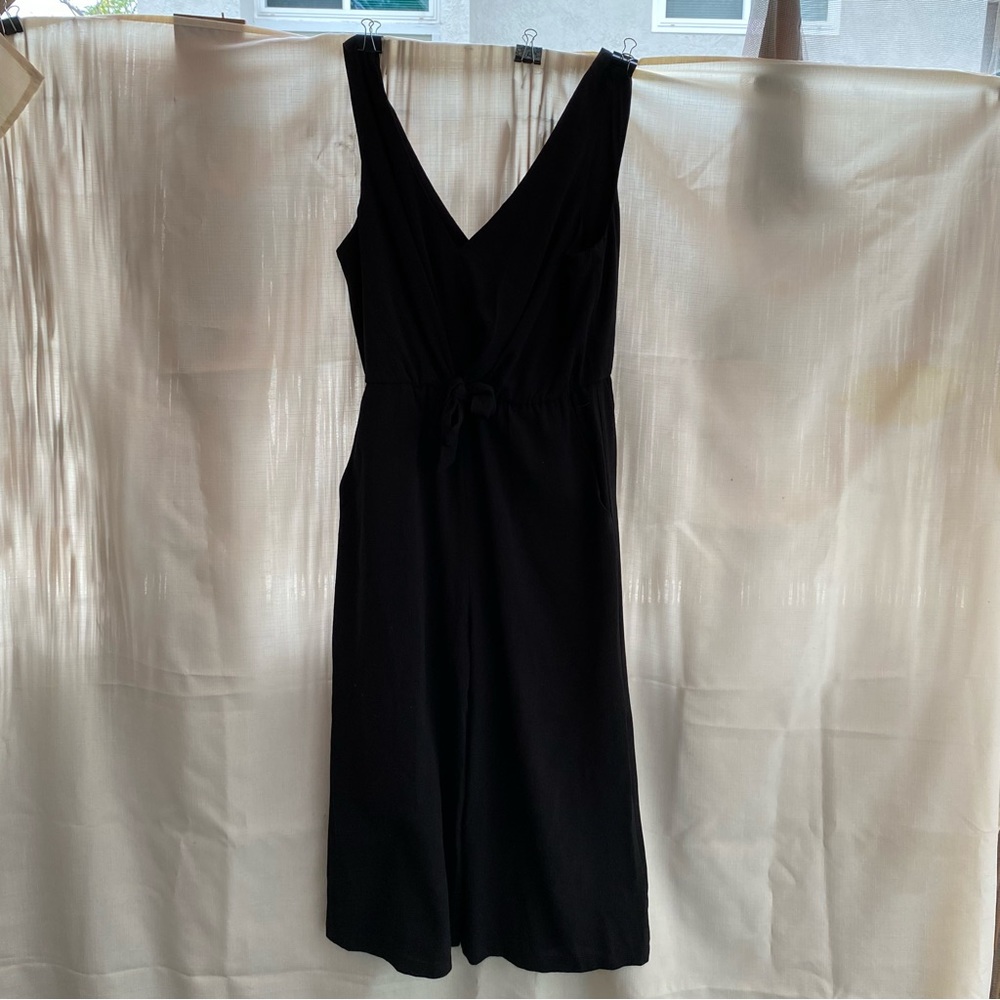 Lily Rose size large black sleeveless romper